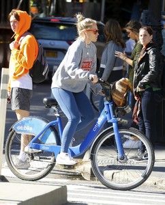       mil131018BZNimage11.jpg