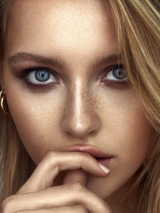Emily Butcher i4yr0zlv5adlr1dt2qny.jpg