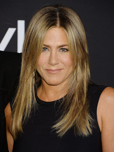           jen221018BZNimage105.jpg