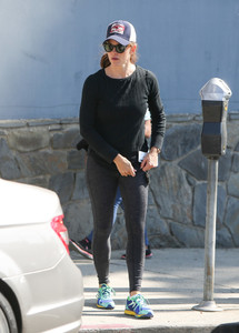 Jennifer+Garner+out+and+about+IWhBNrIqvaFx.jpg