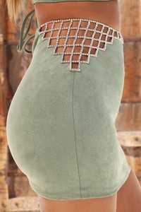 1517-lightgreen-edit10-web_1.jpg
