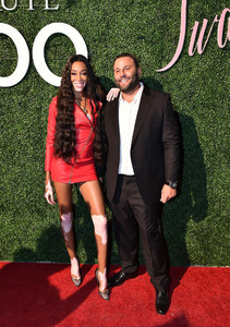Winnie+Harlow+Haute+Living+Haute+100+10th+NptmhUw9gbVx.jpg