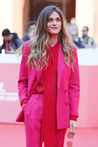 Elisa+Sednaoui+Alice+Nella+Citt+Jury+Photocall+pva8RkyoQQBx.jpg