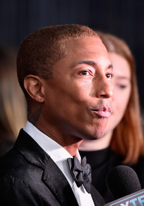 Pharrell+Williams+City+Hope+Gala+Arrivals+nKJJBbSitvnx.jpg