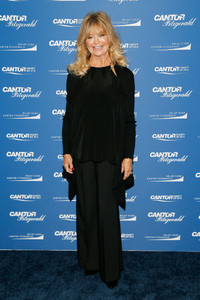 Goldie+Hawn+Annual+Charity+Day+Hosted+Cantor+qw81W8fMgEIx.jpg