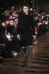 2074863290_DirkBikkembergs1998WomenRTW13.thumb.jpg.d18a8f06234ae0bf221f155399e35866.jpg