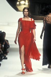 211911763_Chanel1994HauteCouture90.thumb.jpg.870edd4d3f0d93a6d29db1222dda4e60.jpg