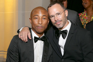 Pharrell+Williams+American+Express+Pharrell+Gde1Hom6yjox.jpg