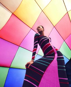 326222496_HarpersBazaarUSNovember2018-22.thumb.jpg.162e9a91b0e330b4bccb770cadf0168c.jpg