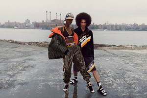 4-OUMIE_JAMMEH_FENDI_MANIA_CASS_BIRD.thumb.jpg.bfa0c0d6b7235a103e0d3c12bbb49c05.jpg