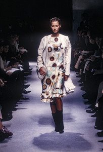 5_marni-fw-1999-6_html.thumb.JPEG.8059b659d16ed9a5a221ec4f2718a18e.JPEG