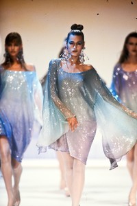 757149479_ThierryMugler1989WomenRTW58.thumb.jpg.4c405db443dcd36bf385bacf58102b00.jpg