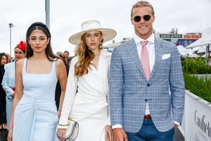 Victoria+Lee+Celebrities+Attend+2018+Caulfield+wW-_3rVEkzSl.jpg