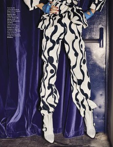 2018-10-17 Vanity Fair Italia-page-010.jpg