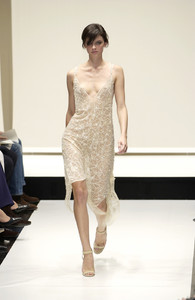 Krizia+Top+Spring+2003+qmUGnz7Q6jUx.jpg