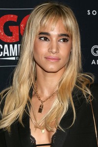         bou211018BZNimage1.jpg