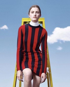 Calvin-Klein-FW18-Willy-Vanderperre-03-620x770.thumb.jpg.fbf923c57cad569d5b79855fa64050f4.jpg