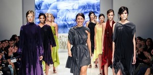EleniKyriakou-011.thumb.jpg.8df0c2c100d64fa04d5d7a73682d3c60.jpg