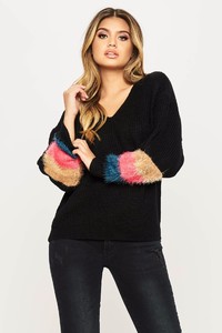 HB7083052_BLACK_0610.jpg