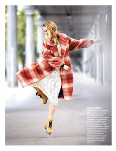 Marie.France.274-page-010.jpg