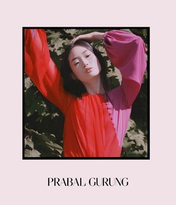 Prabal-Gurung-FW18-Jin-Dana-02-620x723.thumb.jpg.d70ccbac80fb04f2733fa1185091db99.jpg