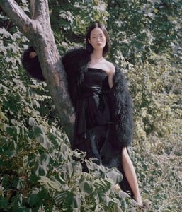 Prabal-Gurung-FW18-Jin-Dana-11-620x723.thumb.jpg.1fd4b5a0c851a5d817ecf1f734145c65.jpg