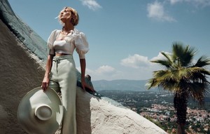 Zimmermann-Resort-2019-Campaign12.thumb.jpg.73858e026fb09b56051c558a47f19e5b.jpg