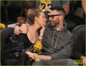 adam-levine-behati-prinsloo-date-night-04.jpg