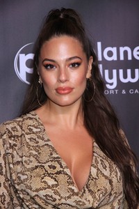 ashley-graham-jennifer-lopez-all-i-have-final-performance-celebration-in-las-vegas-09-29-2018-4.jpg