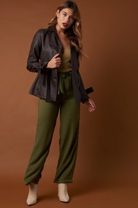 episode_short_pu_belt_jacket_1018-001690-0765_03c.jpg