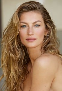 gisele-bundchen-book.thumb.jpg.68b06a3f1a6443f24b5b89c80bbb8eb1.jpg