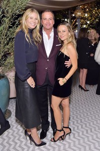 gwyneth-paltrow-jennifer-meyer-celebrates-first-store-opening-in-palisades-village-10-17-2018-4.jpg