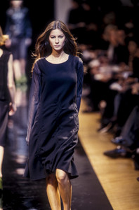 jil-sander-fw-1999-4.thumb.jpg.b8ab0f1d955125f231b40696aefda5be.jpg