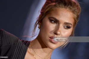 kara-del-toro-attends-the-premiere-of-columbia-pictures-venom-at-picture-id1044439242.thumb.jpg.533c6260a1ba3ee5f28a3c09b0a38fb8.jpg