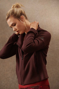 karlie-dont-rest-product-cover@2x.jpg