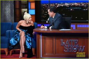 lady-gaga-calls-out-donald-trump-for-mocking-dr-christine-blasey-ford-08.jpg