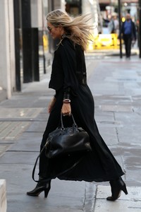 mos131018BZNimage10.jpg