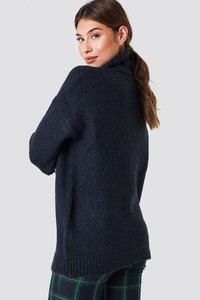 nakd_folded_oversize_knitted_sweater_1100-000408-0018_02b.jpg