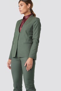 nakd_reshoot_collarless_blazer_1018-001563-0086_01a.jpg