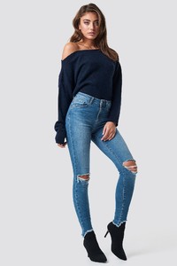 pamela_pamela_off_shoulder_knitted_sweater_1579-000017-0018_03c.jpg