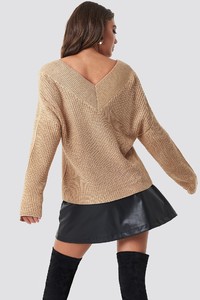 pamela_vneck_knitted_sweater_1579-000036-0005_02b.jpg