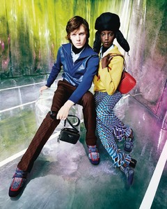 prada-1540476156058.thumb.jpg.219adc363cfef3d490a7f11f8aa8f9f1.jpg