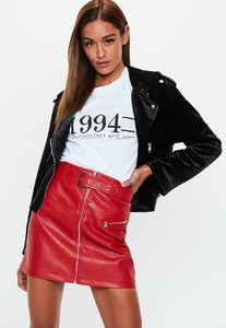 red-faux-leather-buckle-detail-mini-skirt.jpg