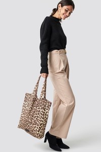 samsoesamsoe_graphic_shopper_bag_aop_1053-000461-0141_02l.jpg