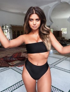 shopify_2bb01bc7c6206dac8d12654d61b5c09d_solange-bikini-black_1230x1230.jpg