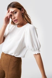 trendyol_puffed_short_sleeve_blouse_1494-000973-0001_01a.jpg