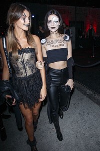 victoria-justice-at-just-jared-halloween-party-in-west-hollywood-01-27-2018-3.jpg