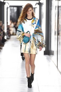 vuitton-rs19-0253.thumb.jpg.3b88de5760ed9b8a463c1ab276821afa.jpg