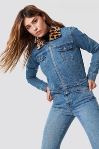 xle_cloe_denim_jacket_1586-000005-0003_01a.jpg