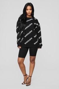 10-25-18_Studio_1_14-26-11_IT1239_Black_21632_AG.jpg